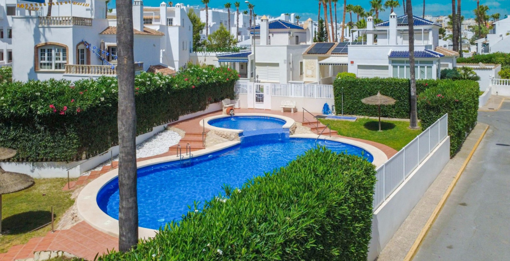 Resale - Townhouse - Orihuela Costa - La Rioja