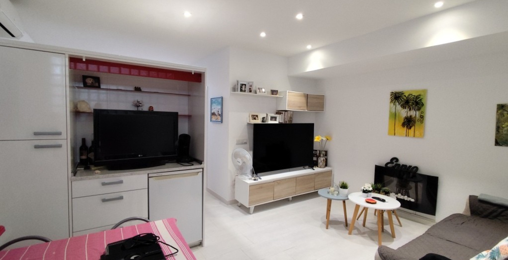 Resale - Corner townhouse - Torrevieja