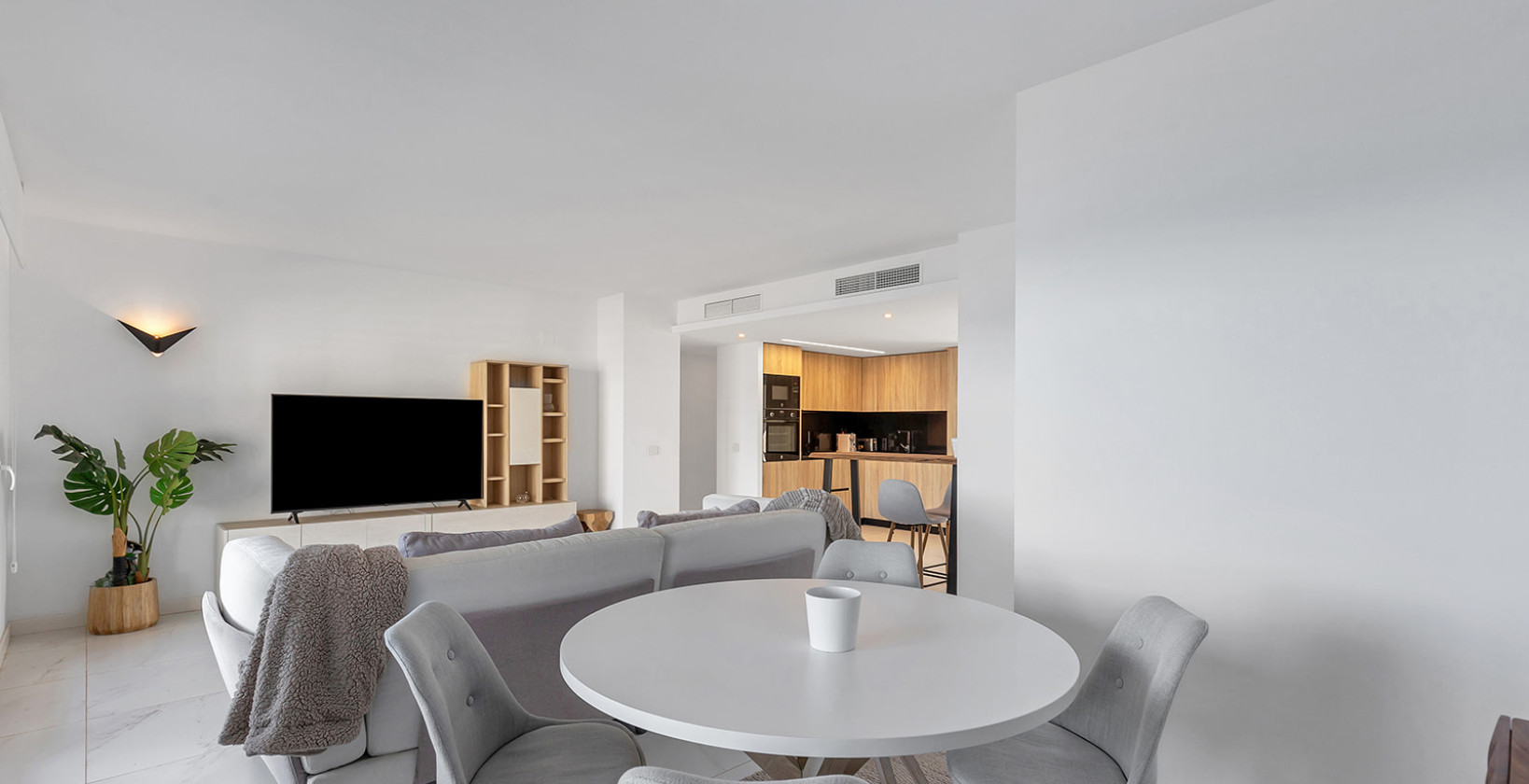 Resale - Apartment / flat - Torrevieja - Punta Prima