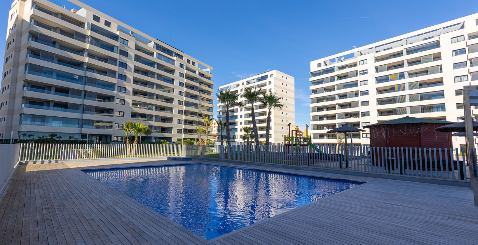 Resale - Apartment / flat - Torrevieja - Punta Prima