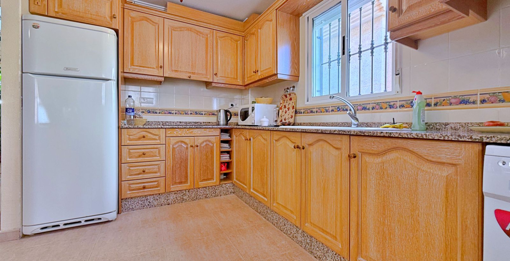Resale - Villa - Orihuela Costa