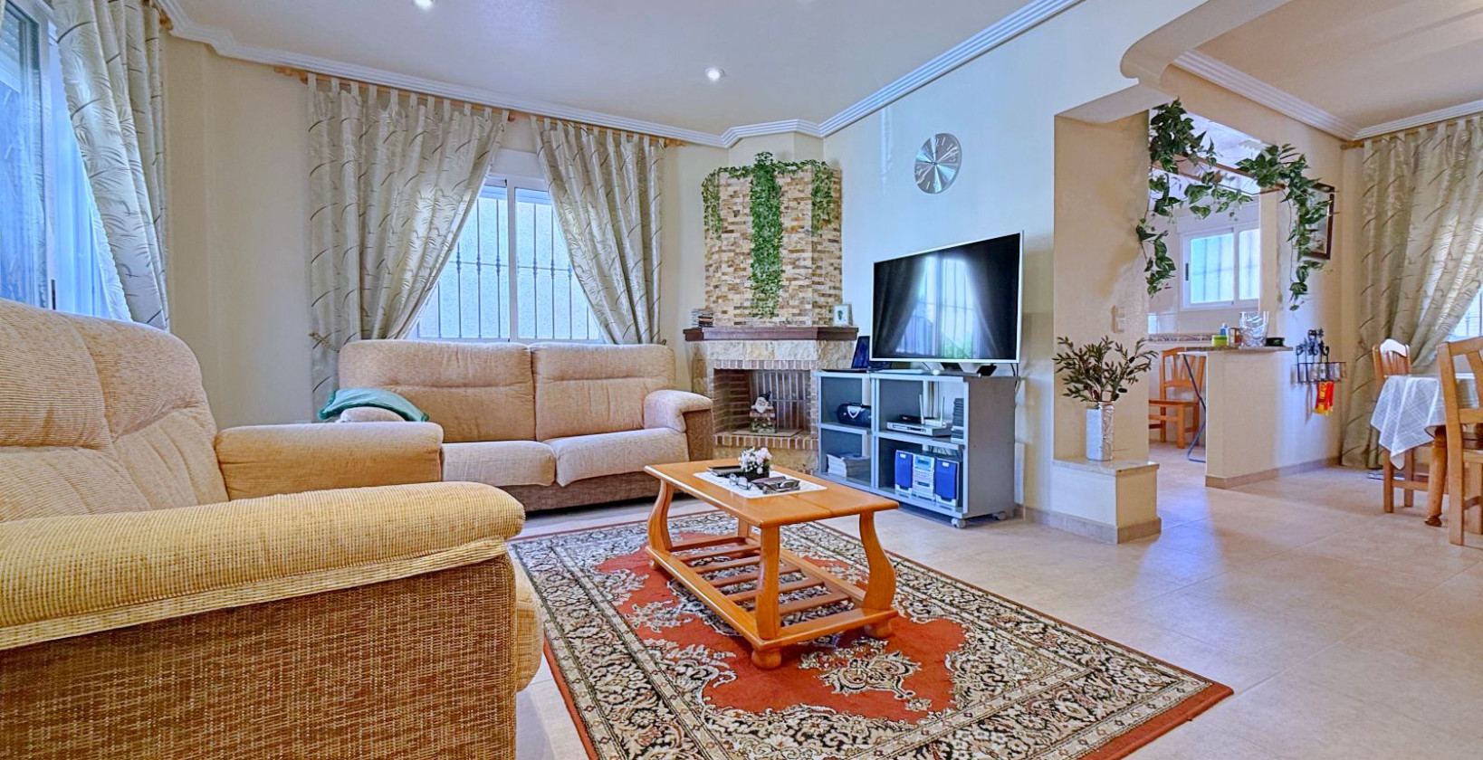 Resale - Villa - Orihuela Costa
