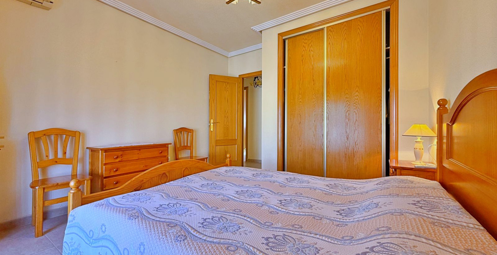 Resale - Villa - Orihuela Costa