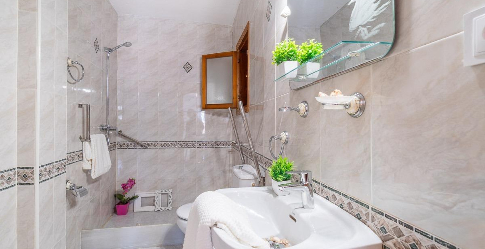 Resale - Apartment / flat - Torrevieja - La Siesta - El Salado - Torreta