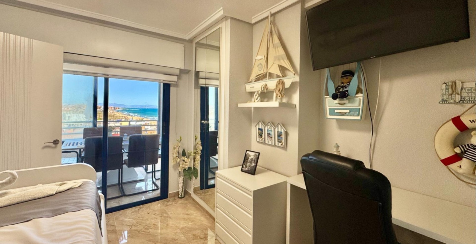 Resale - Apartments - Torrevieja - La Mata