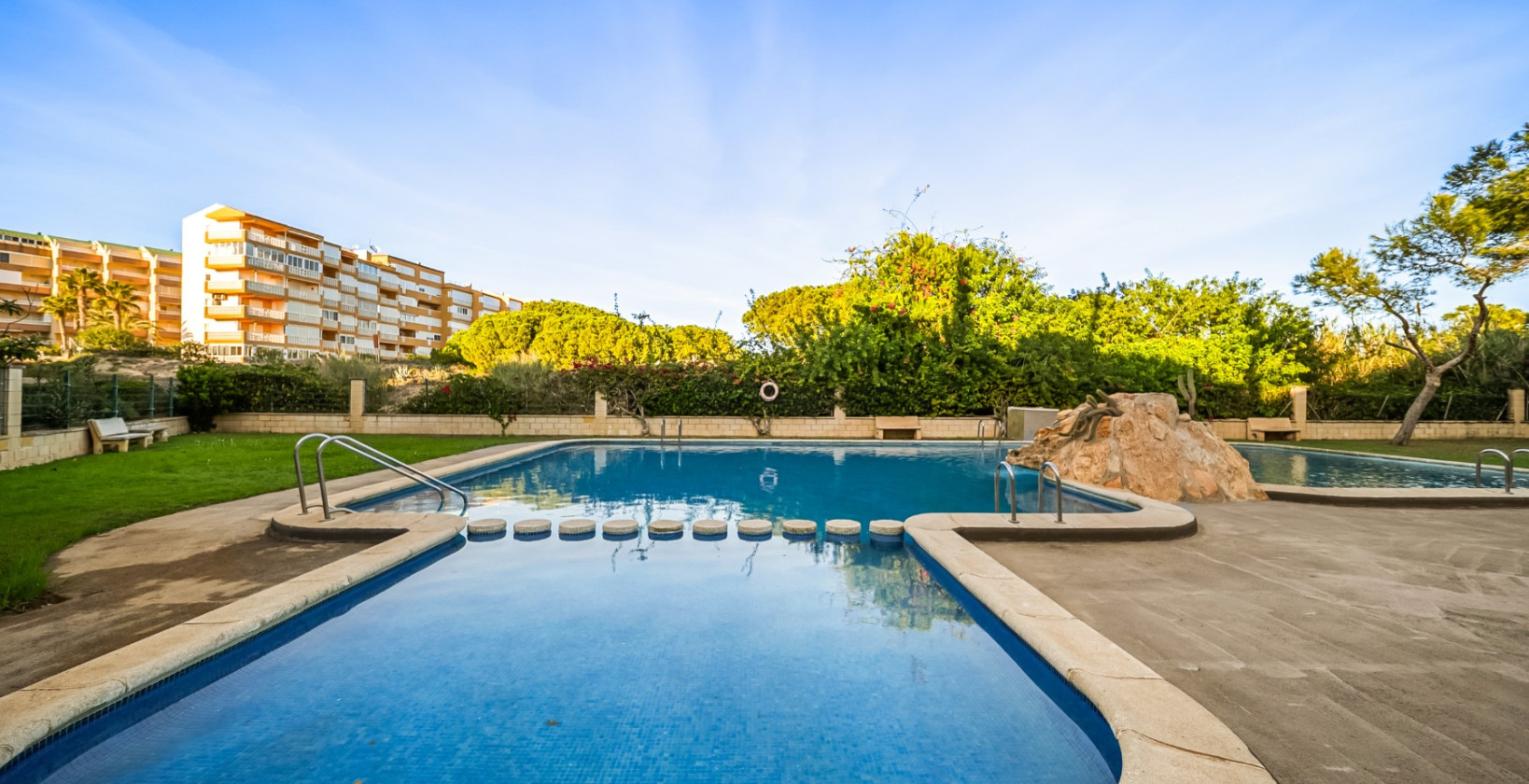 Resale - Apartments - Torrevieja - La Mata