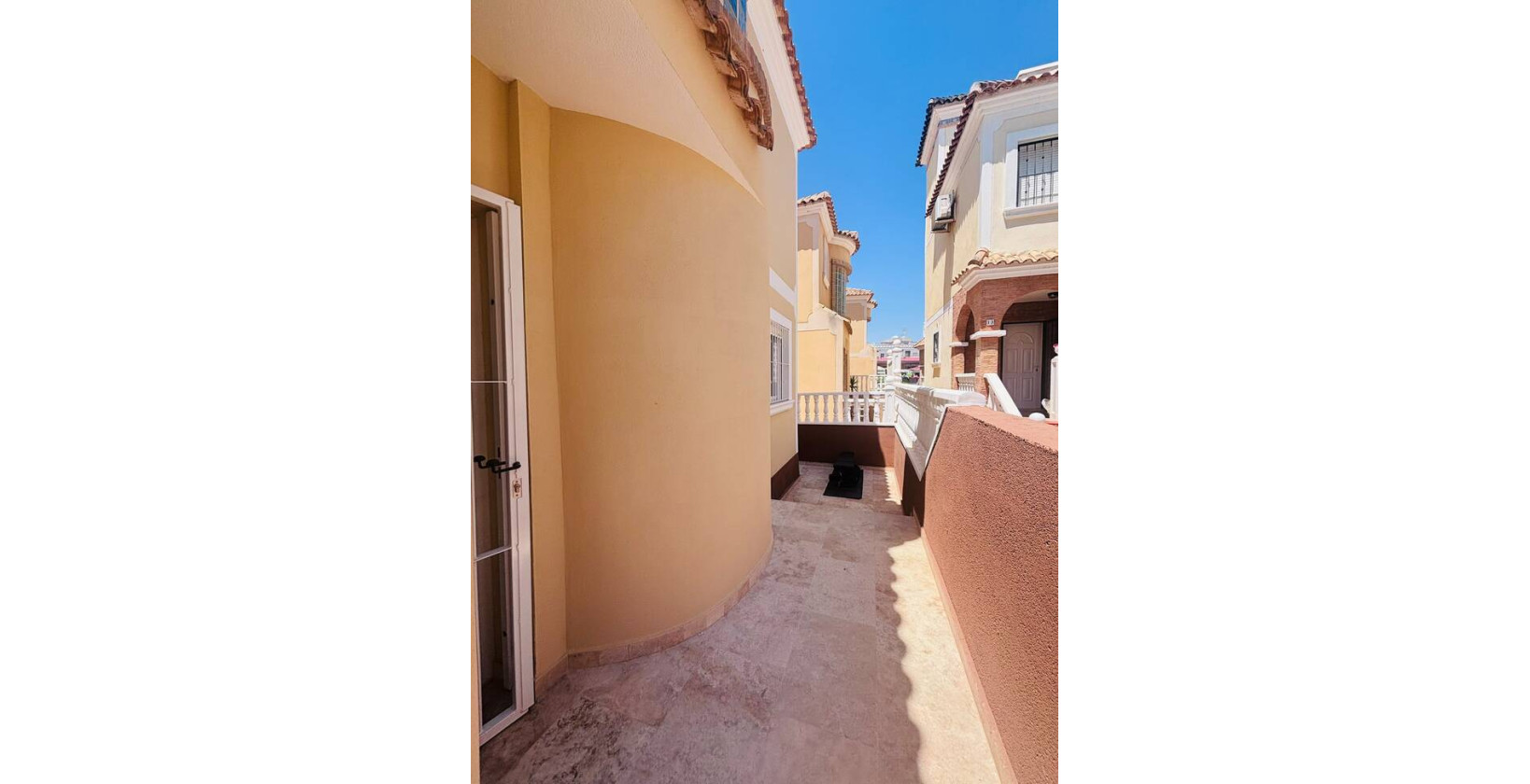 Resale - Villa - Orihuela Costa - Villamartín