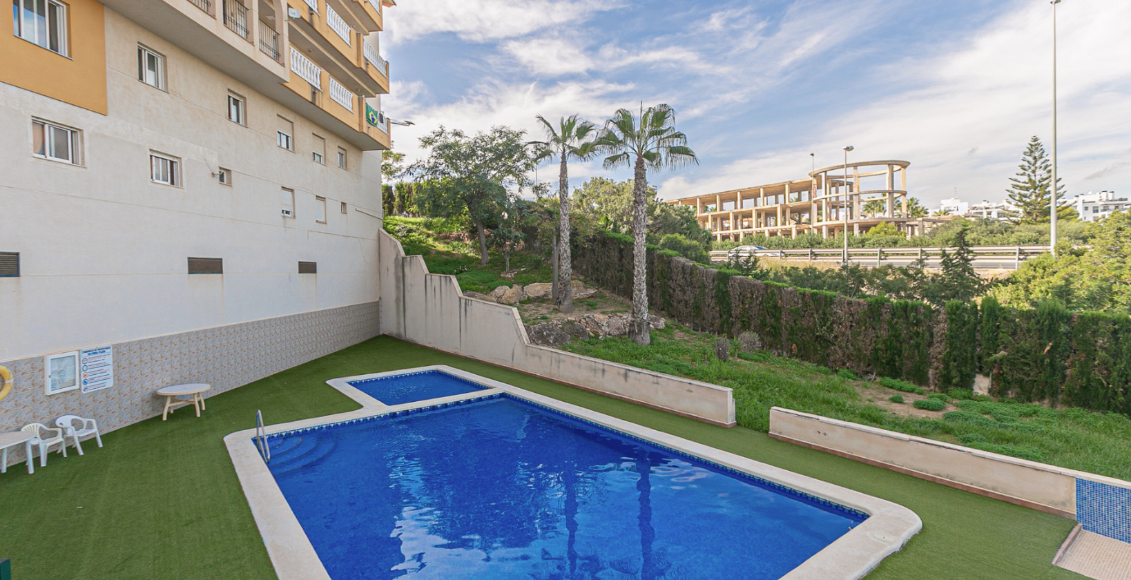 Resale - Apartment / flat - La Zenia - Beachside