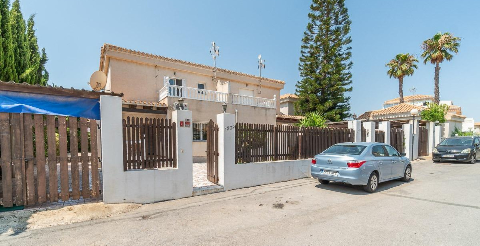 Resale - Semi Detached Villa - Orihuela Costa - Playa Flamenca