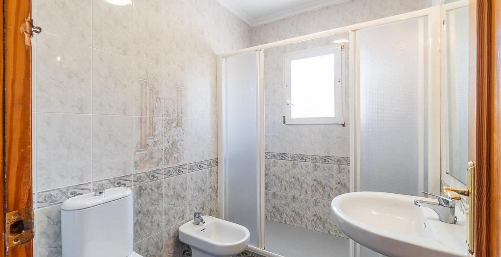 Resale - Semi Detached Villa - Orihuela Costa - Playa Flamenca