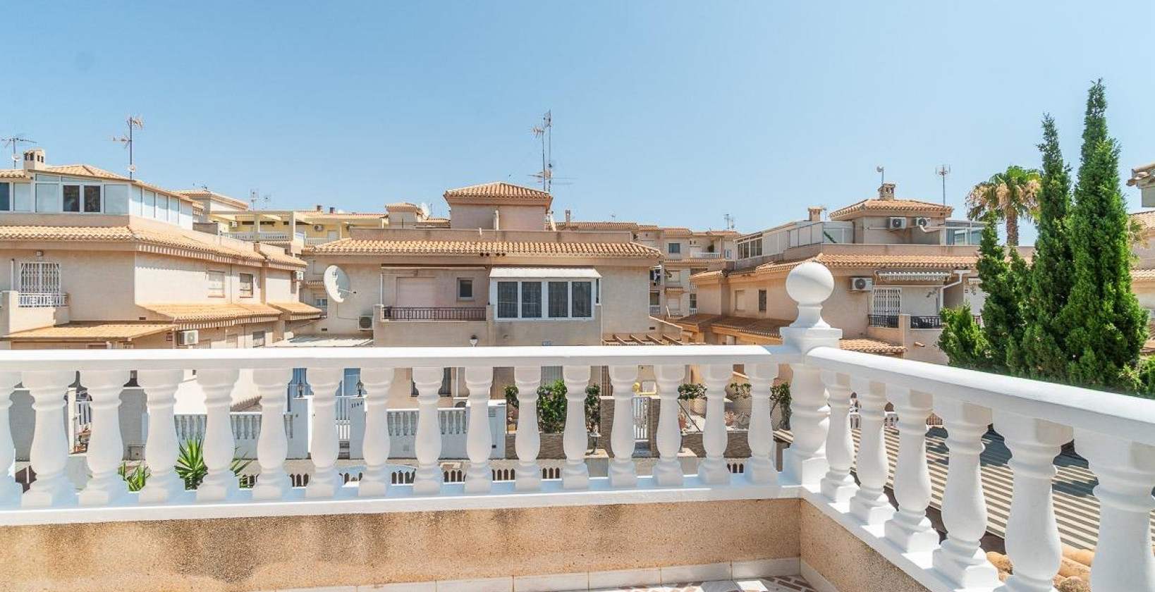 Resale - Semi Detached Villa - Orihuela Costa - Playa Flamenca