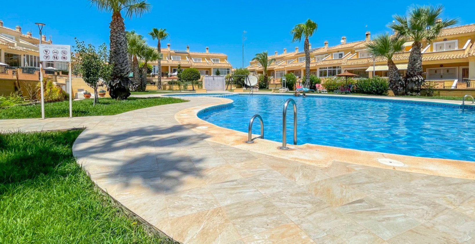 Resale - Townhouse - Orihuela Costa - Punta Prima