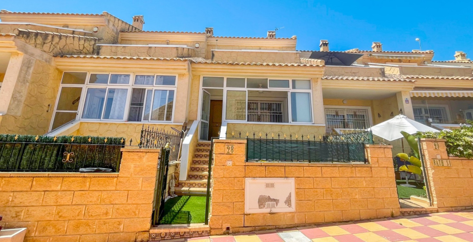 Resale - Townhouse - Orihuela Costa - Punta Prima