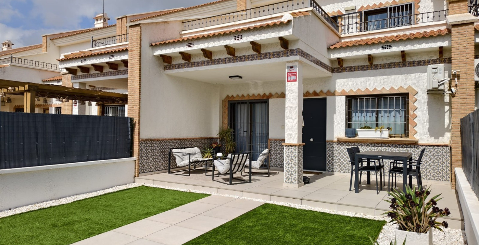 Reventa - Adosado - San Miguel de Salinas