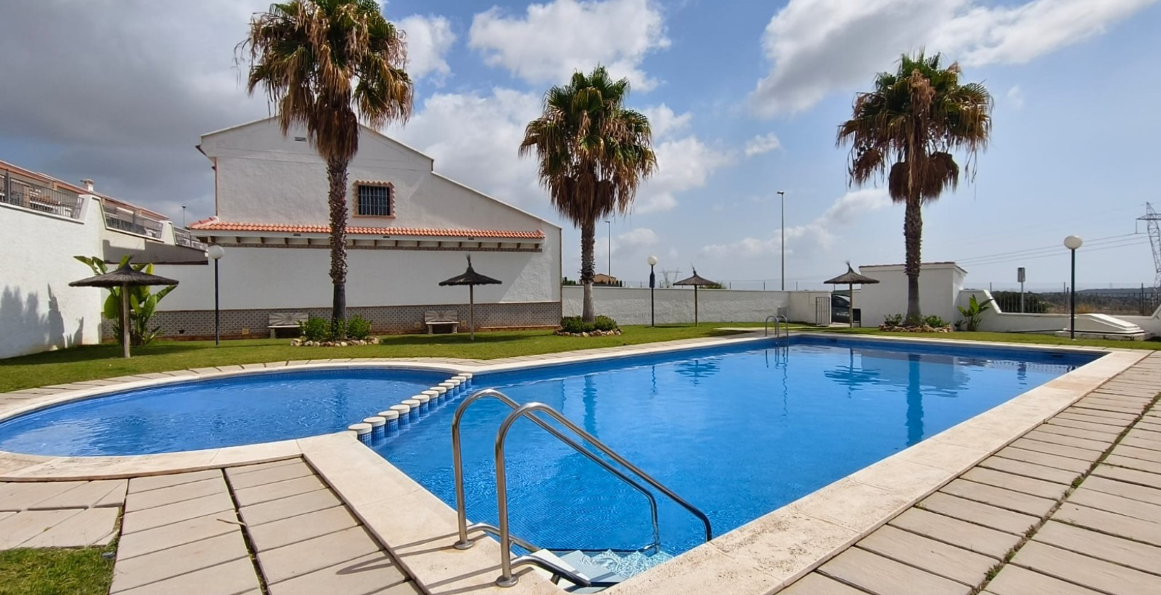 Reventa - Adosado - San Miguel de Salinas