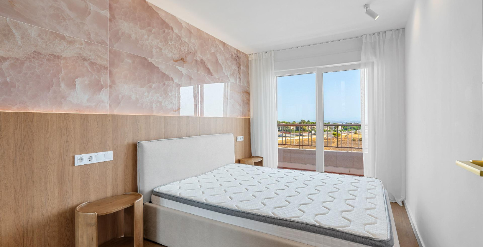 Resale - Apartment / flat - Torrevieja - Punta prima