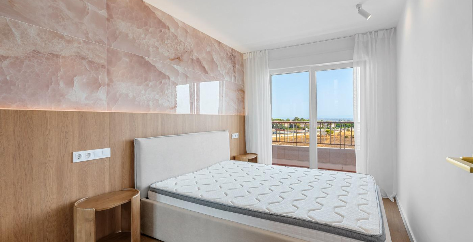 Resale - Apartment / flat - Torrevieja - Punta prima