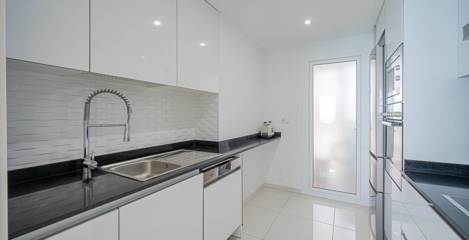 Resale - Apartament - Torrevieja - Punta Prima