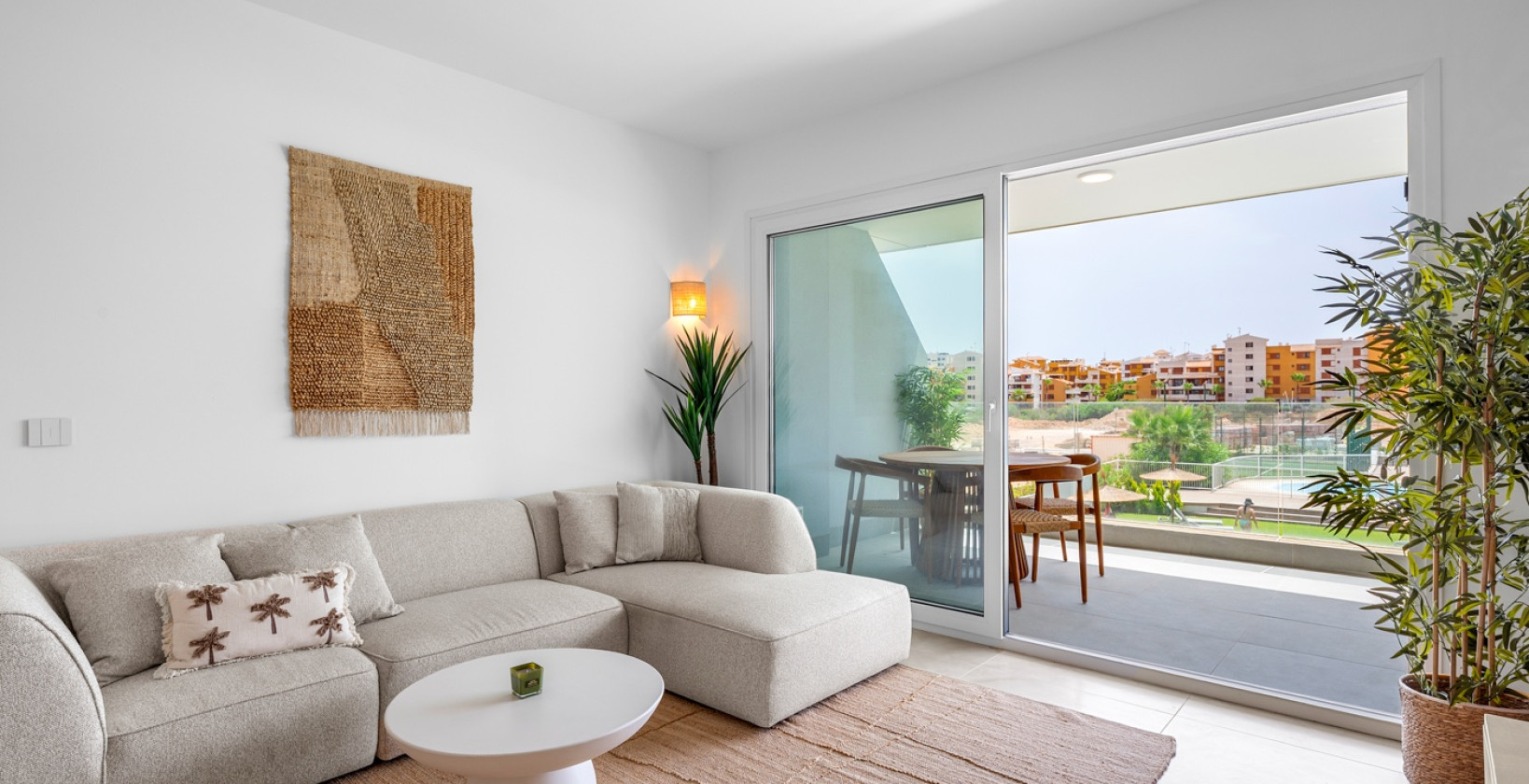 Resale - Apartments - Orihuela Costa - Punta Prima