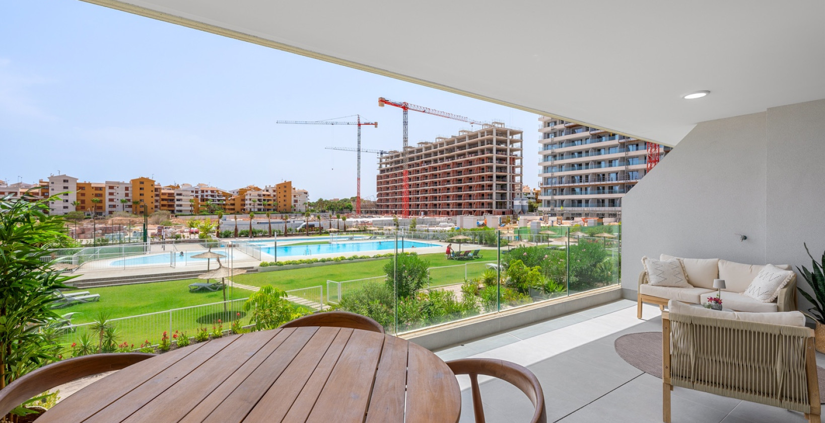 Resale - Apartments - Orihuela Costa - Punta Prima