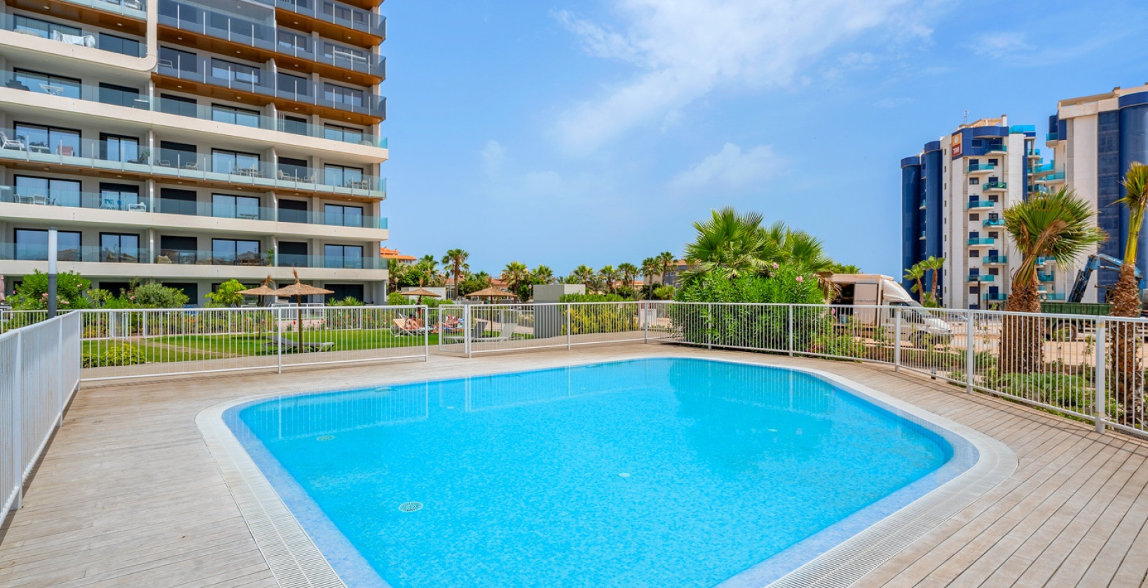 Resale - Apartments - Orihuela Costa - Punta Prima