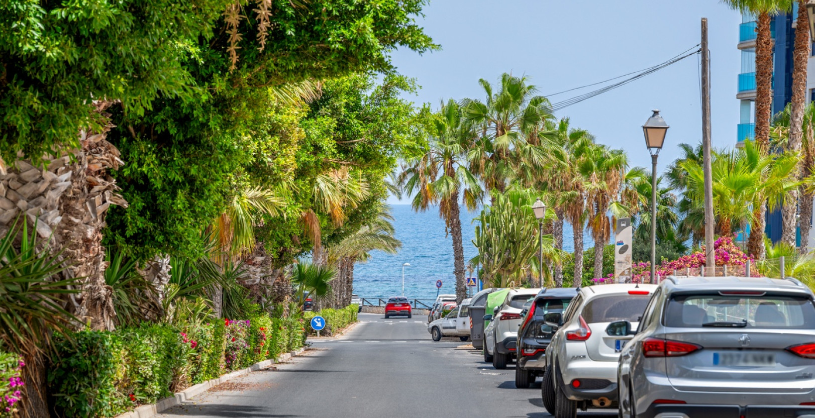 Resale - Apartments - Orihuela Costa - Punta Prima
