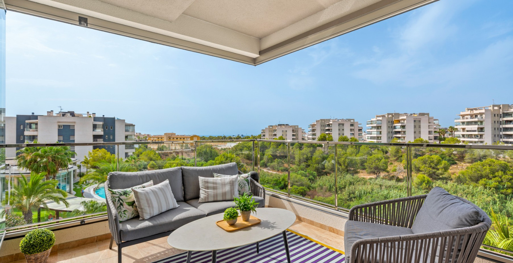 Resale - Apartment / flat - Orihuela Costa - Villamartín