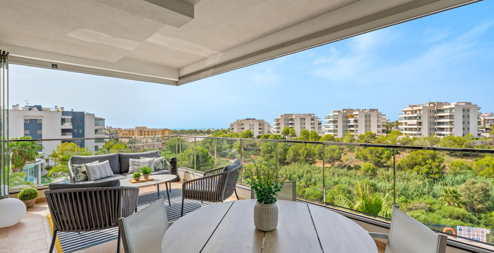Resale - Apartment / flat - Orihuela Costa - Villamartín
