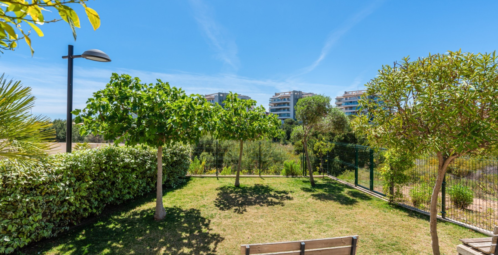 Resale - Apartment / flat - Orihuela Costa - Villamartín