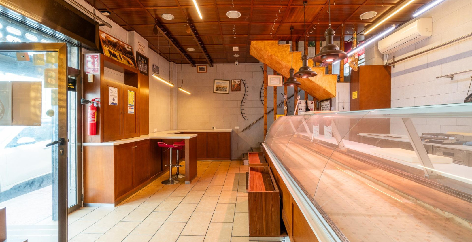 Resale - Commercial - Torrevieja - Paseo maritimo