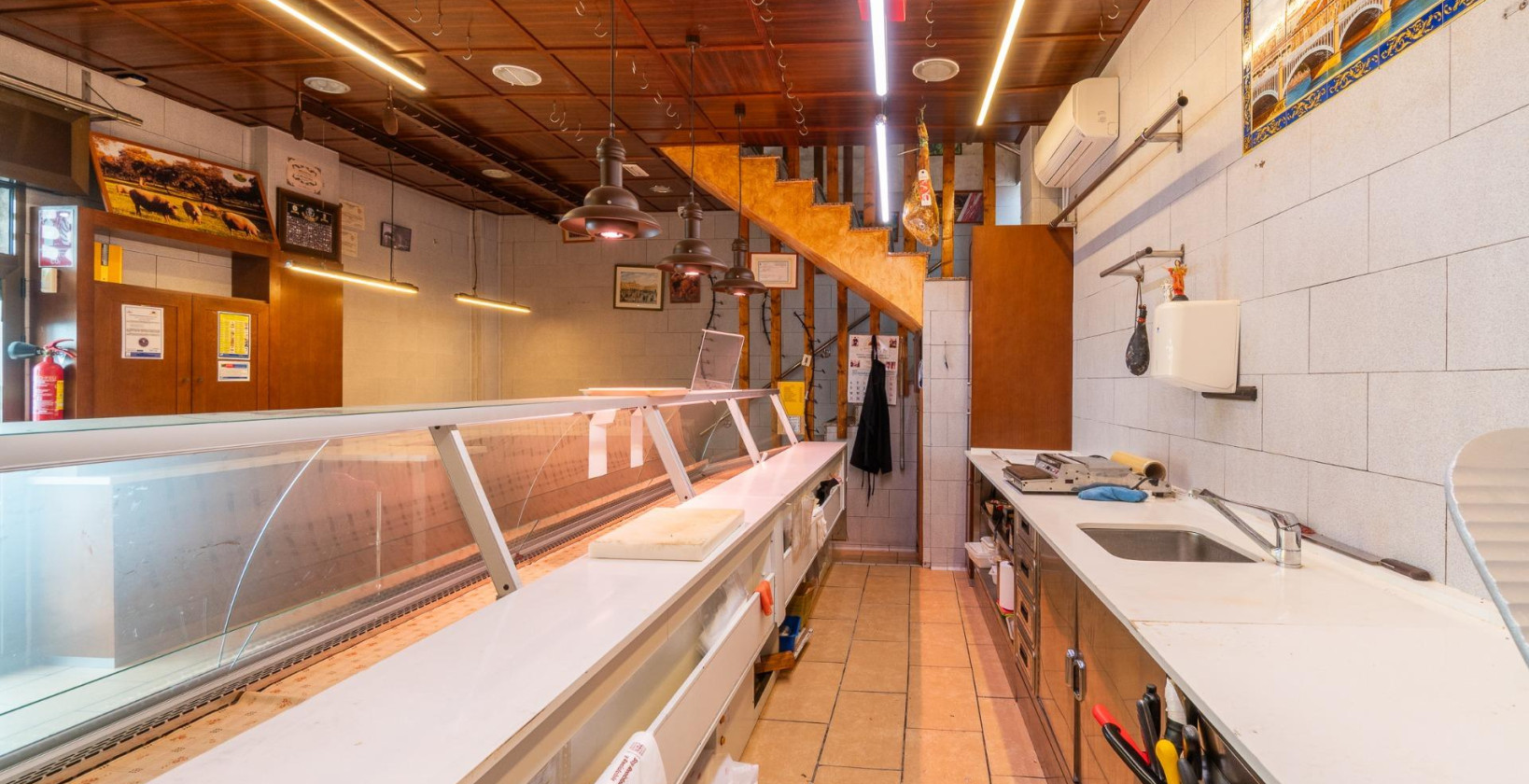 Resale - Commercial - Torrevieja - Paseo maritimo