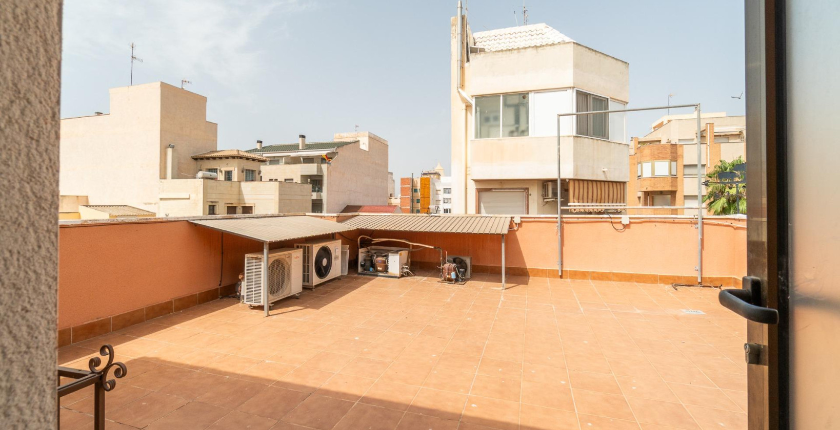 Resale - Commercial - Torrevieja - Paseo maritimo
