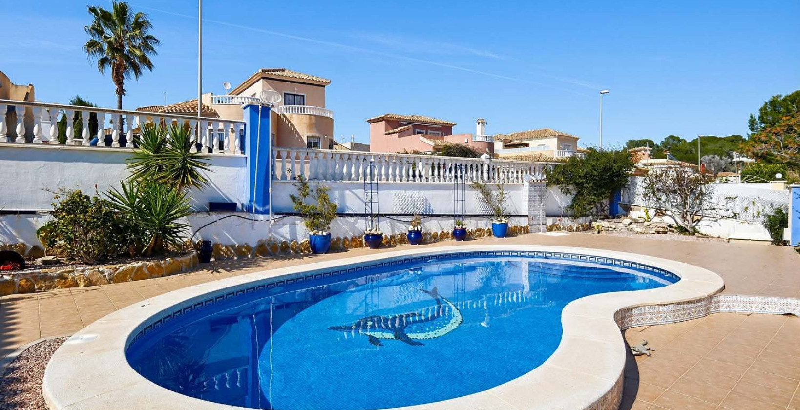 Resale - Villa - Pinar de Campoverde