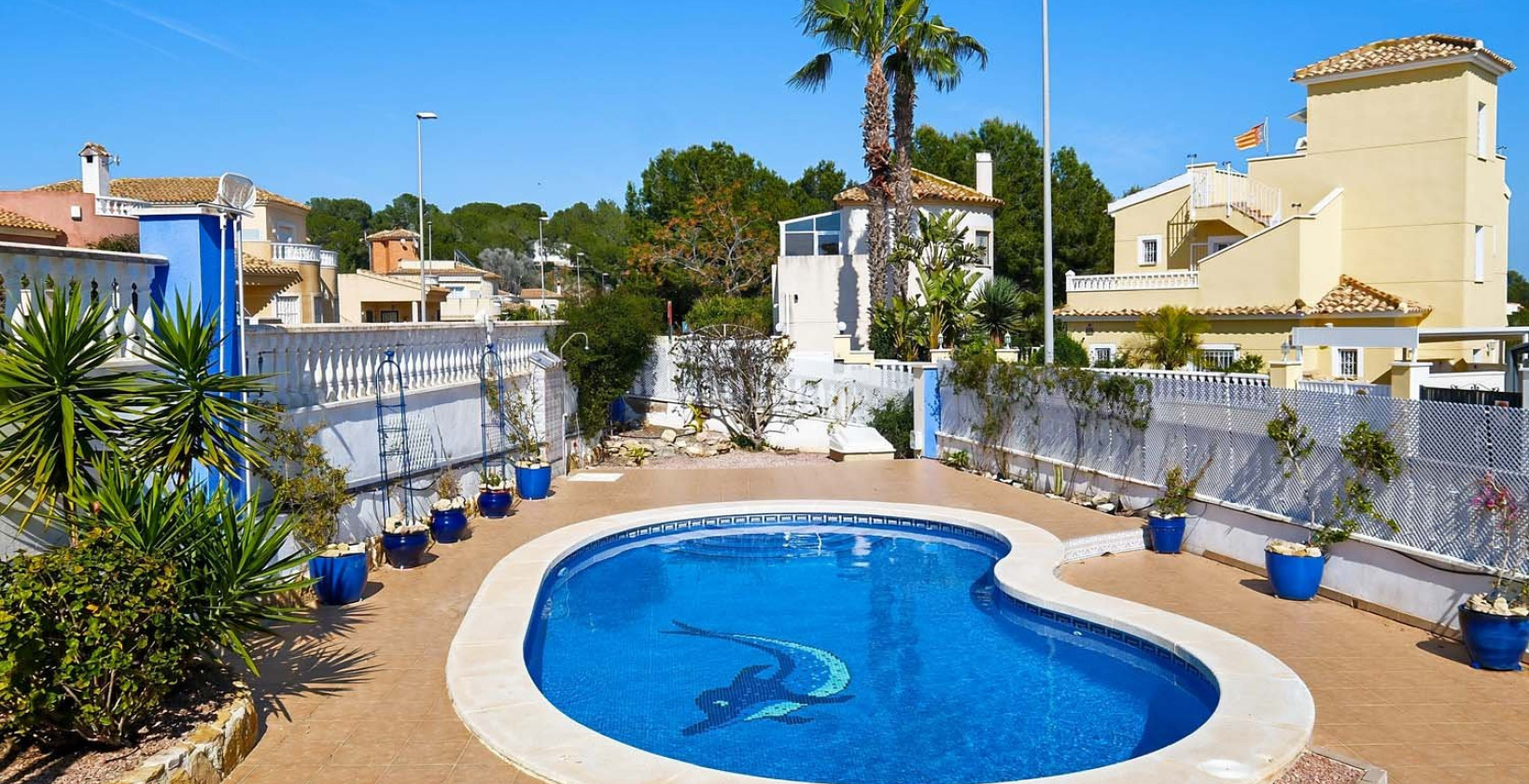Resale - Villa - Pinar de Campoverde