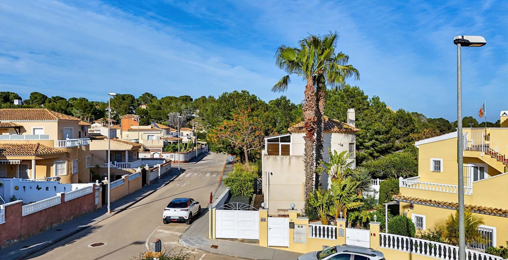 Resale - Villa - Pinar de Campoverde