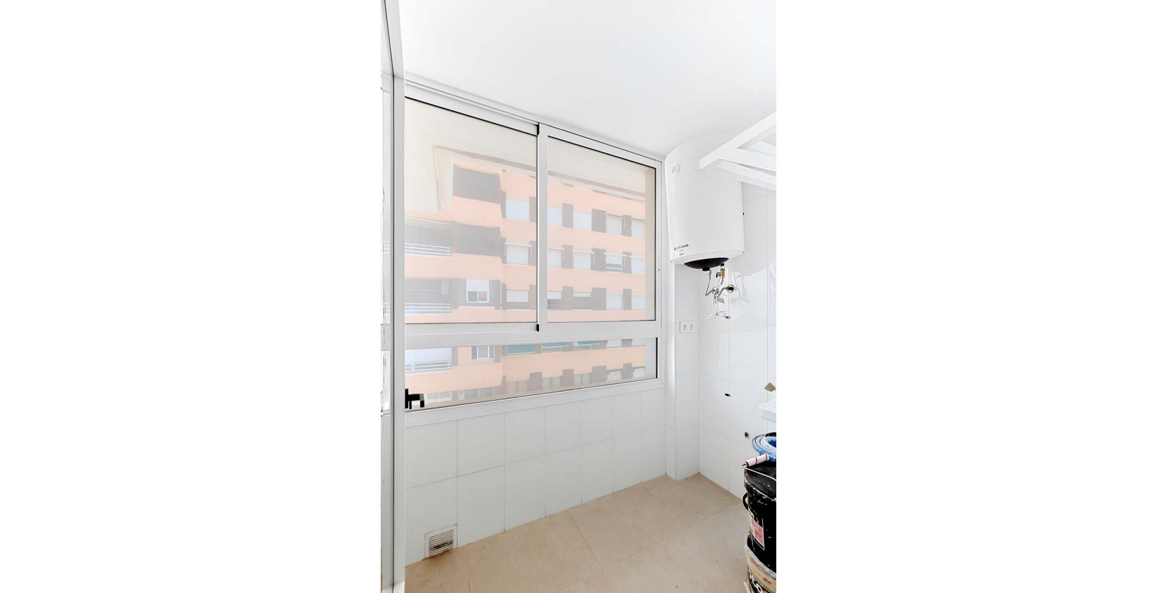 Resale - Apartment / flat - La Mata