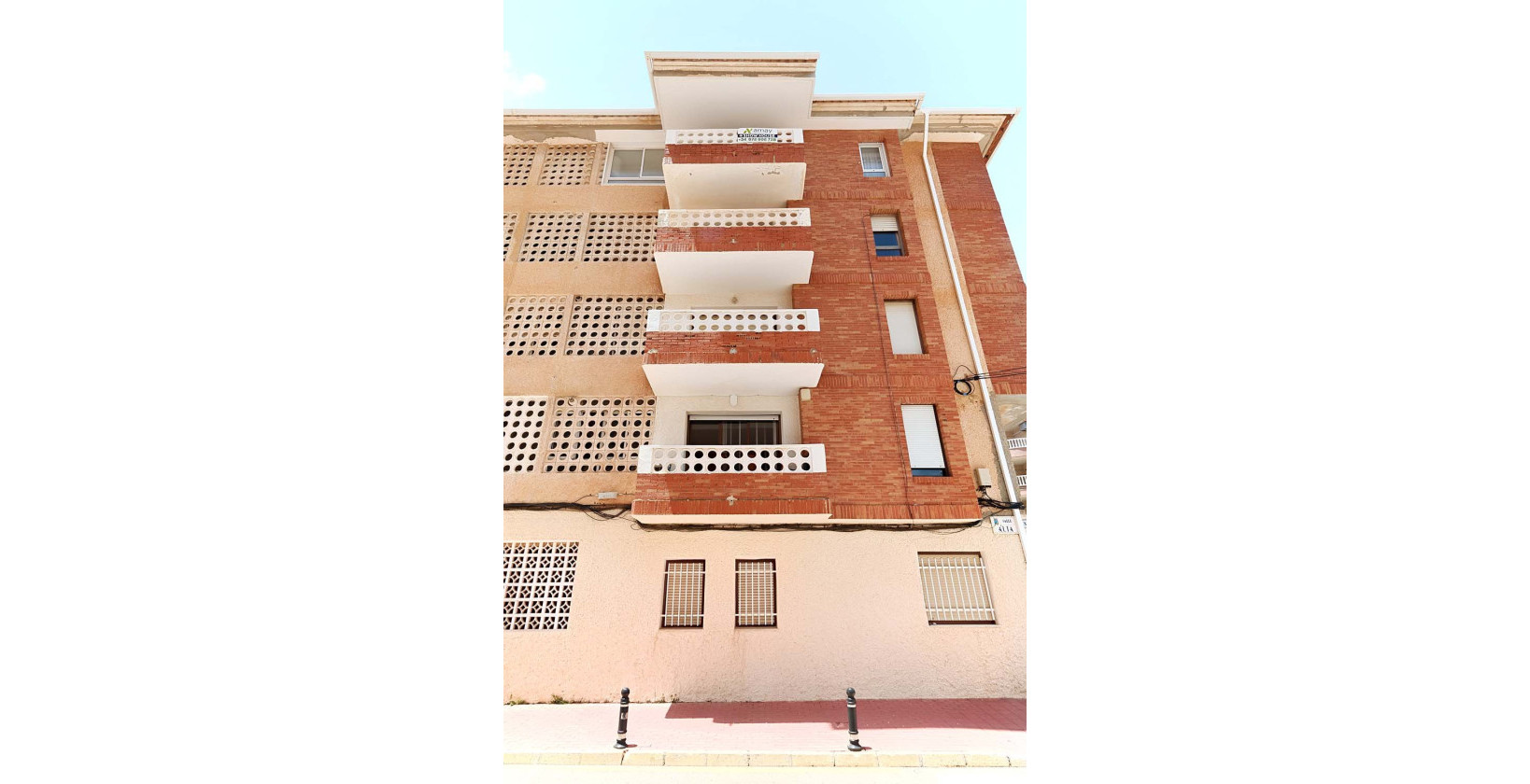 Resale - Apartment / flat - La Mata