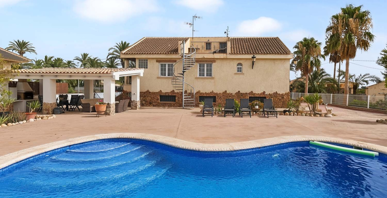 Resale - Villa - Bigastro
