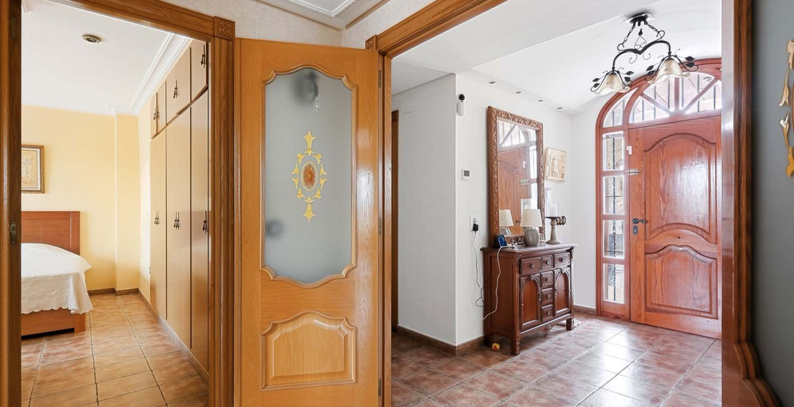 Resale - Villa - Bigastro