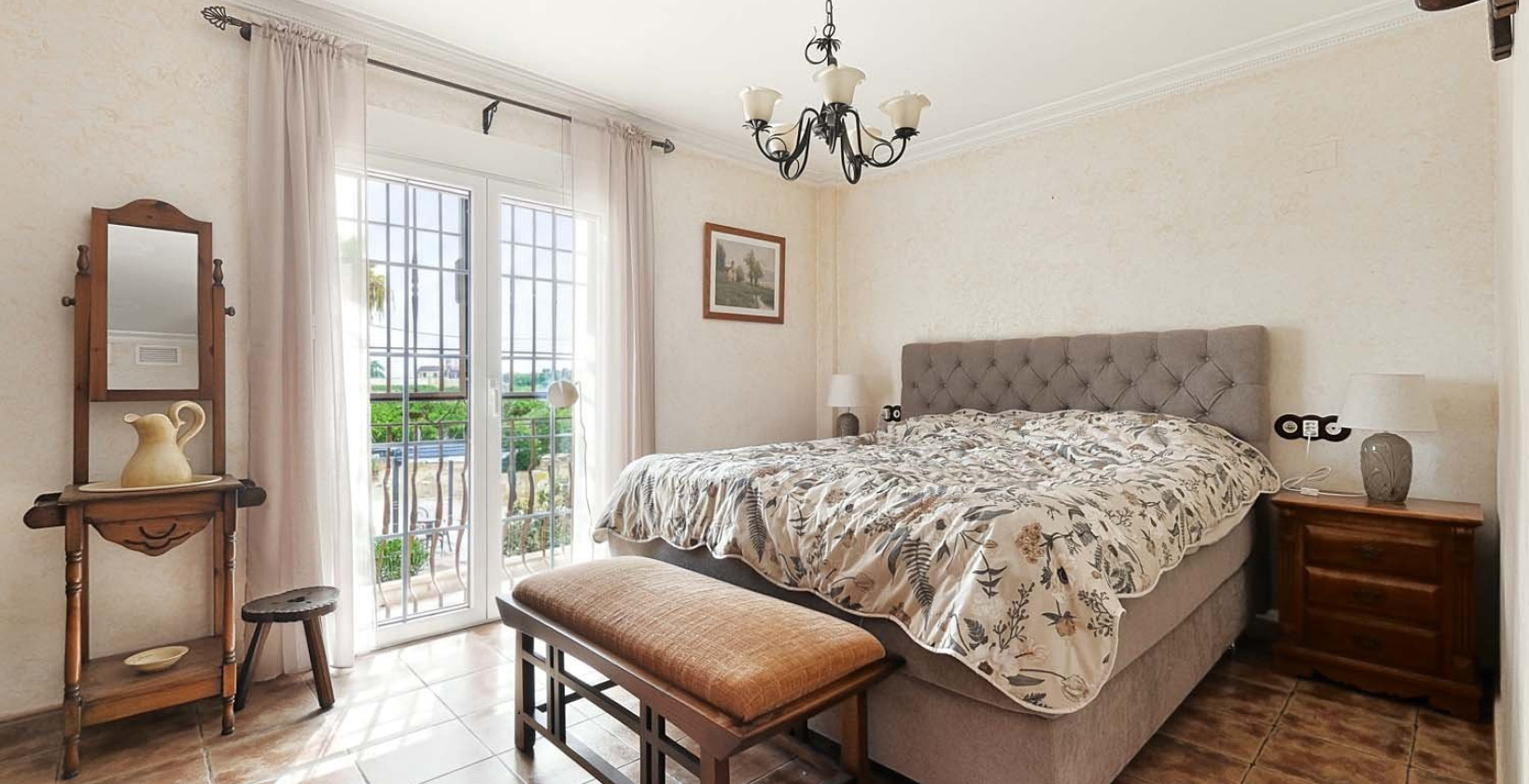 Resale - Villa - Bigastro