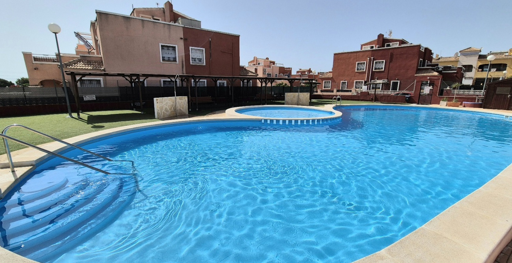 Resale - Townhouse - Los Montesinos - La Herrada
