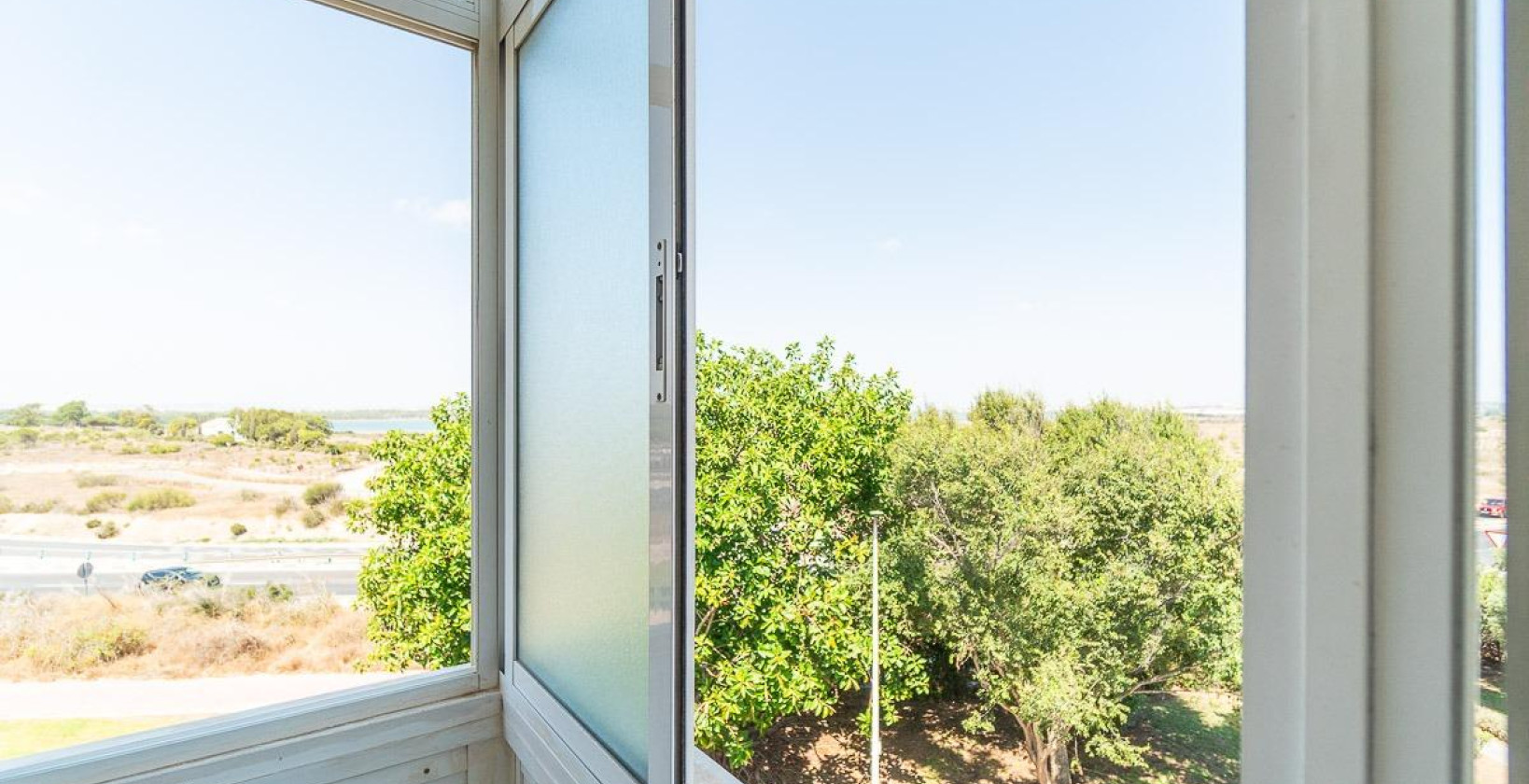 Resale - Apartment / flat - Torrevieja - La Mata pueblo