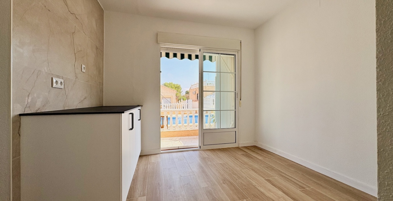 Resale - Villa - Orihuela Costa - Los Balcones