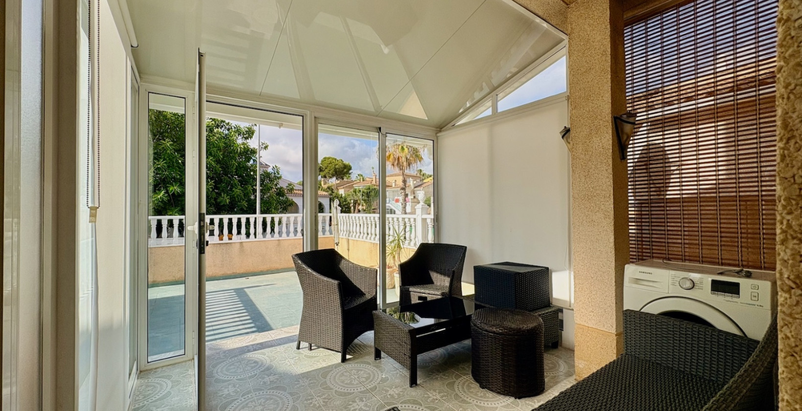 Resale - Villa - Orihuela Costa - Los Balcones