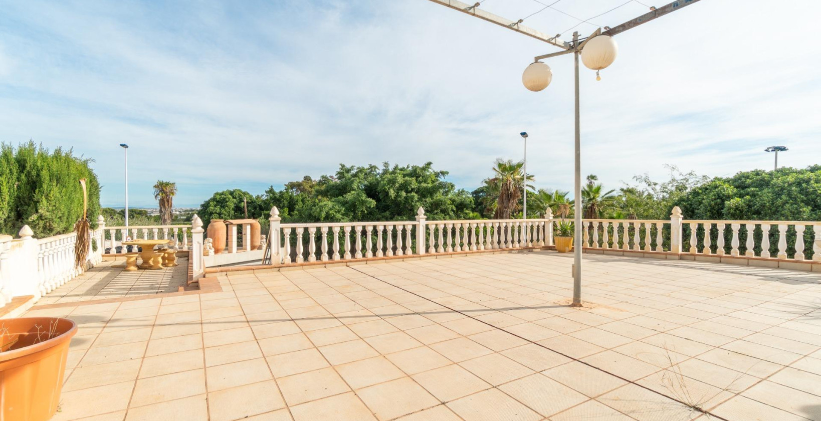 Resale - Villa - Torrevieja - Los altos