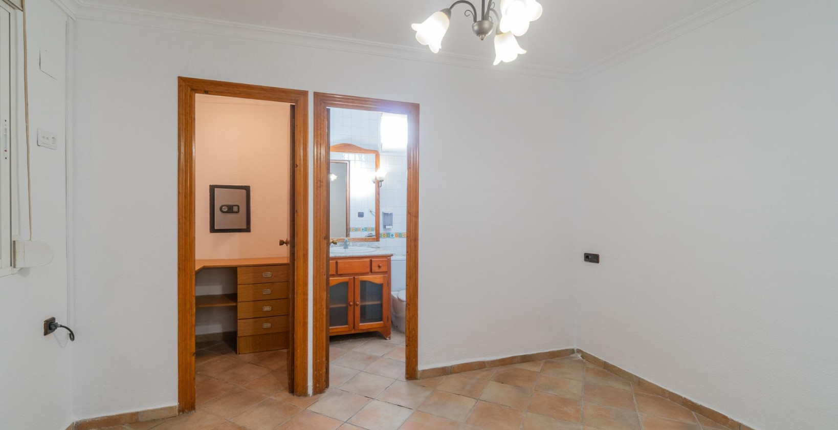 Resale - Villa - Torrevieja - Los altos