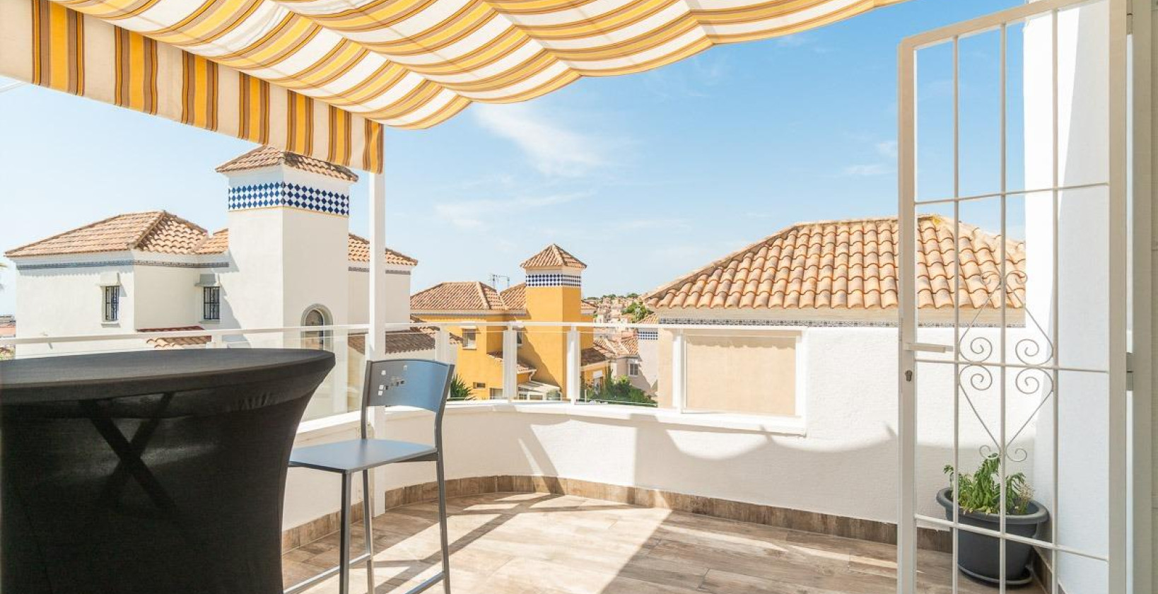 Reventa - Chalet - San Miguel de Salinas - Las filipinas