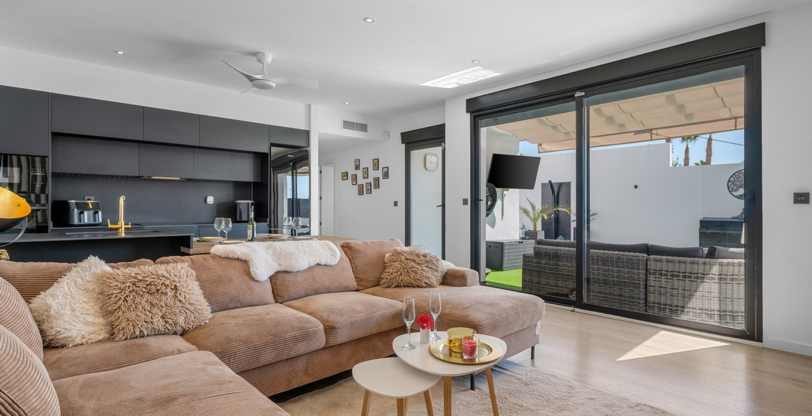 Resale - Villa - Fortuna - Urbanizacion las kalendas