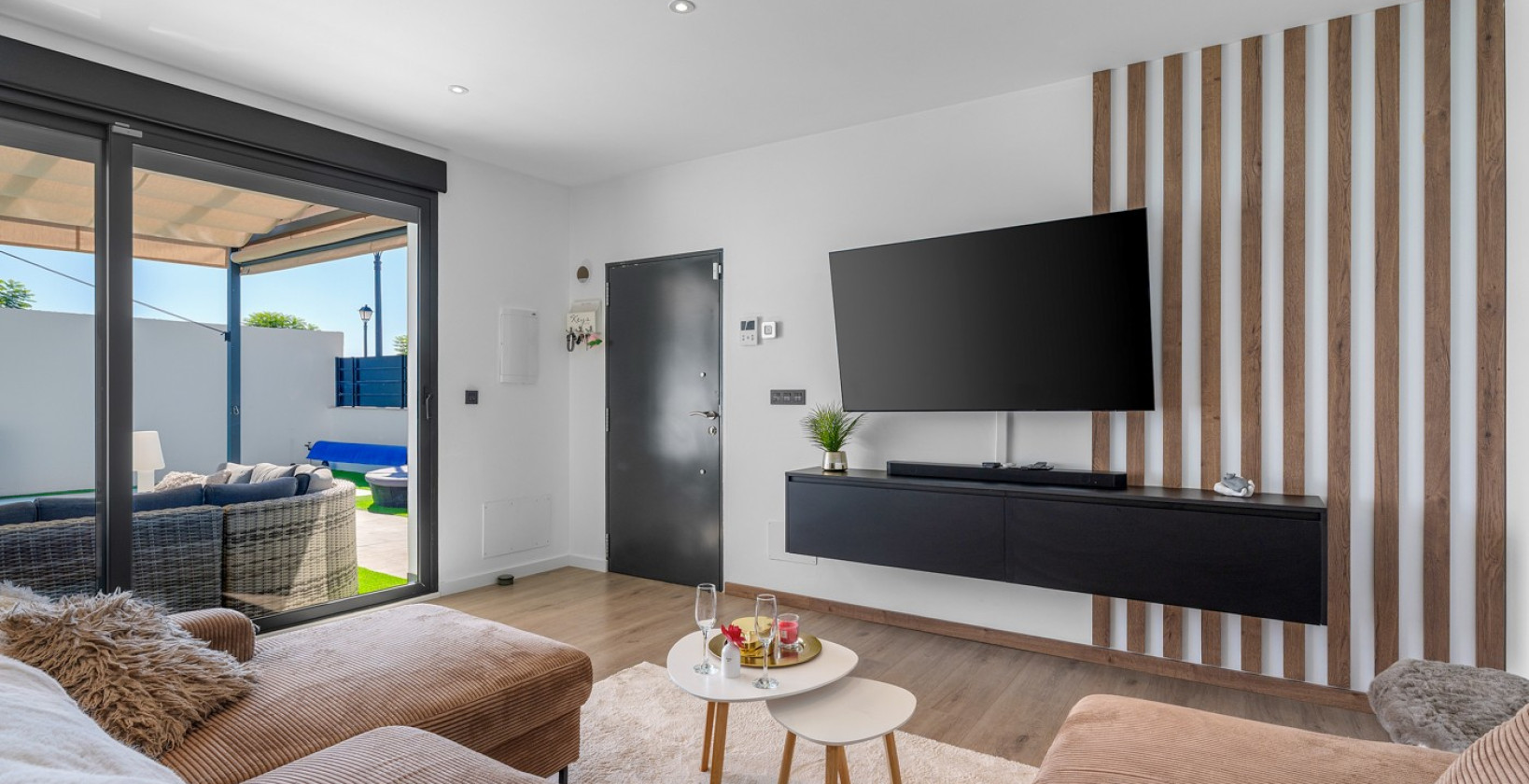 Resale - Villa - Fortuna - Urbanizacion las kalendas