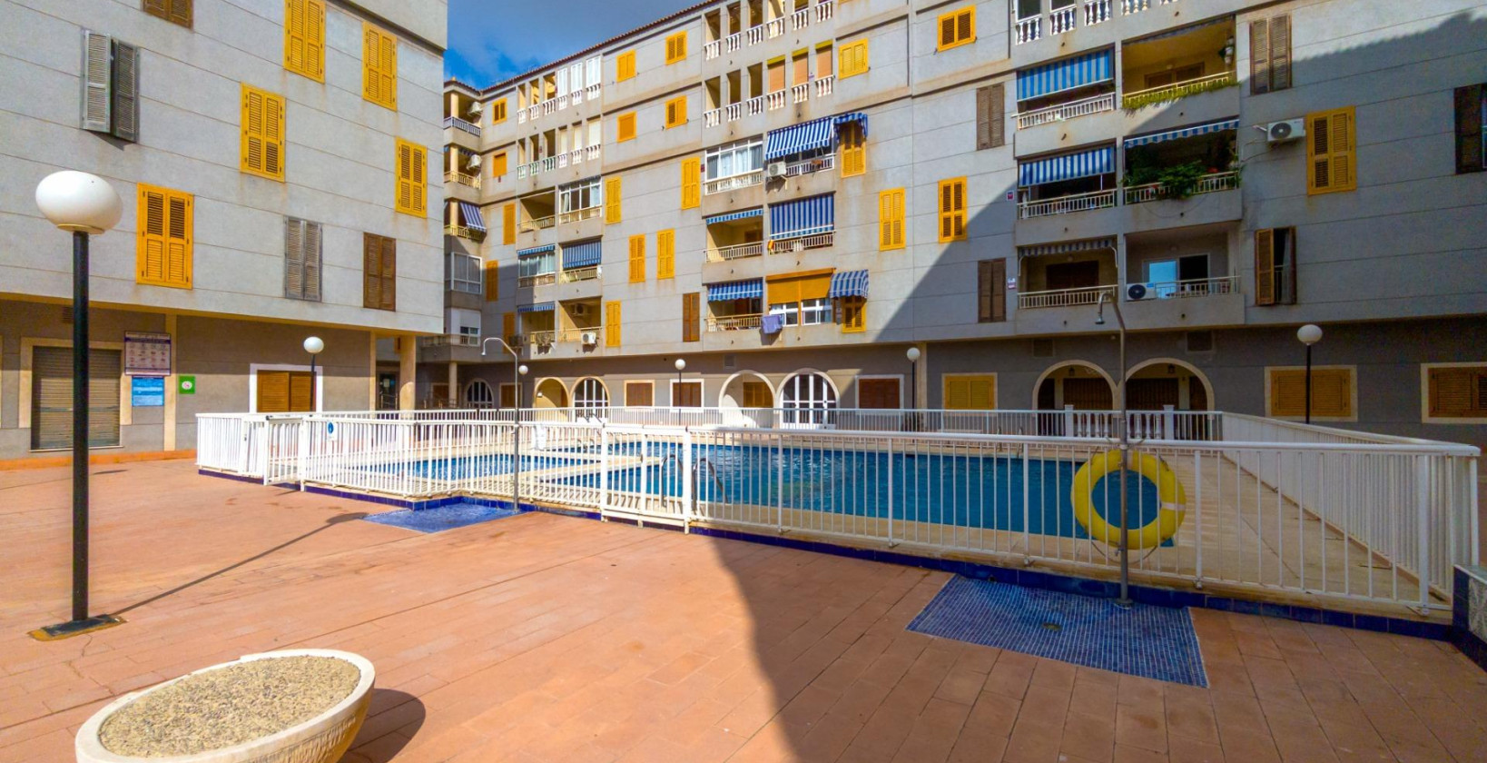 Resale - Apartment / flat - Torrevieja - Acequion